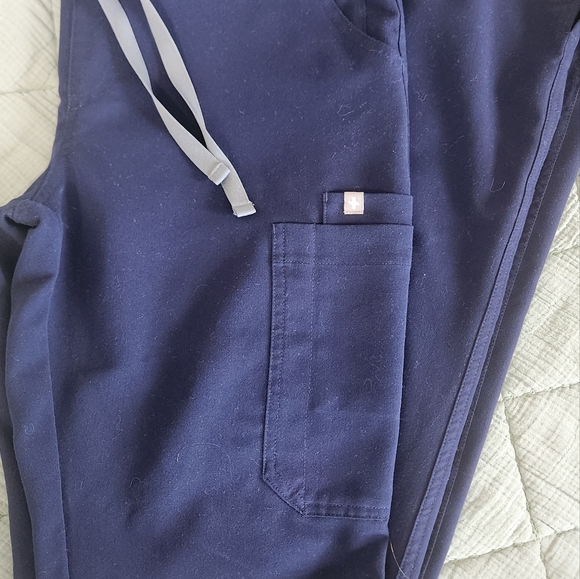 Small Tall Figs Yola Lot - Picture 7 of 7